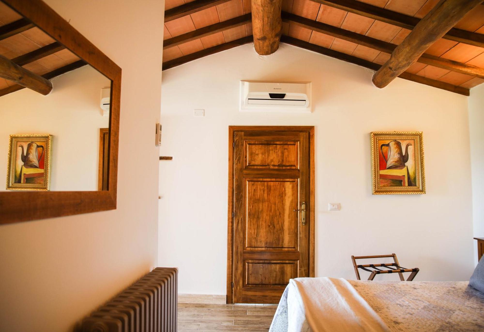 Country House Poggio Aione Guest House Catabbio Exterior foto