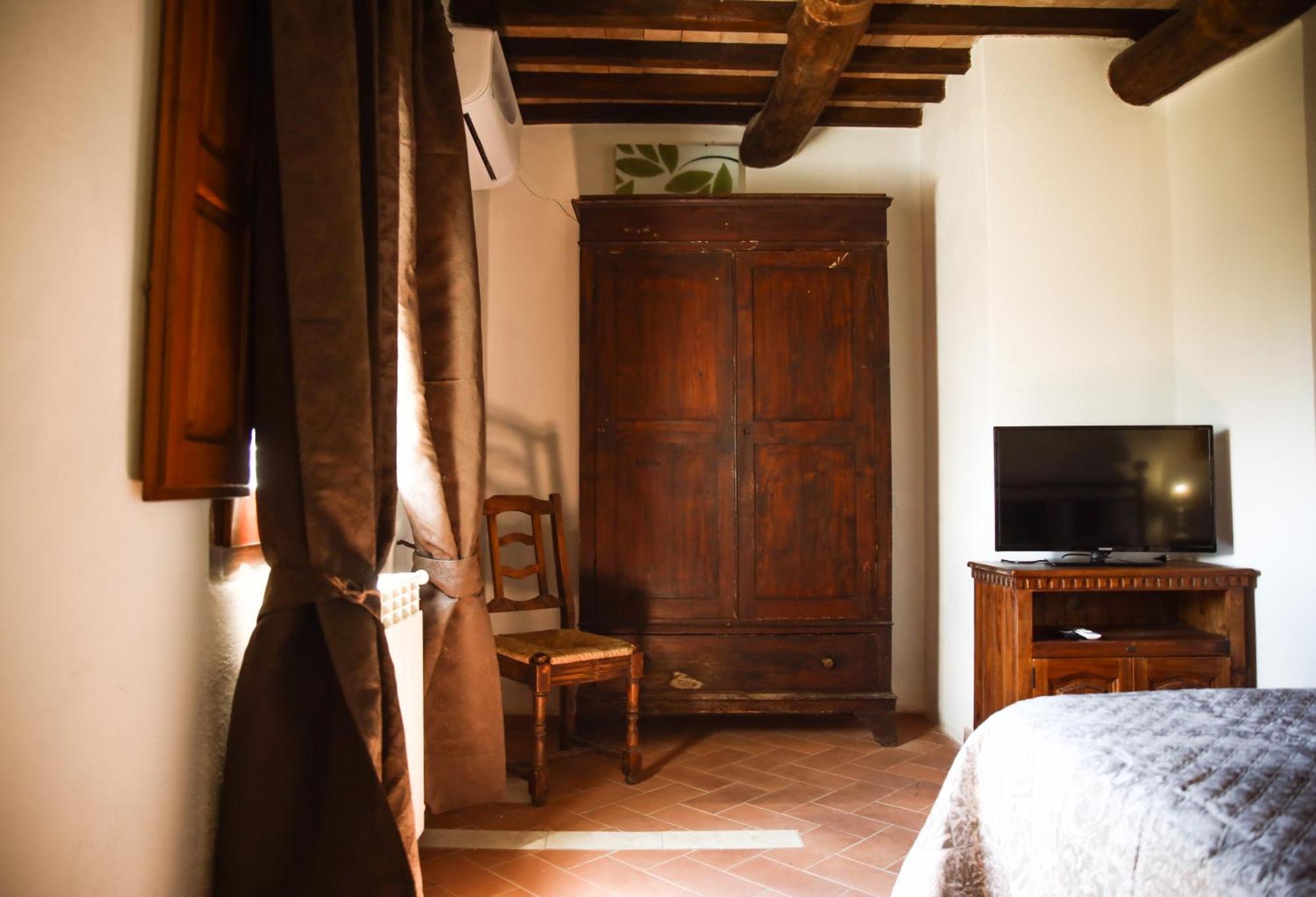 Country House Poggio Aione Guest House Catabbio Exterior foto